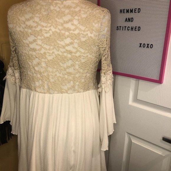 James C Lace Embroidered Dress - Picture 4 of 11